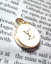 LOUIS VUITTON BUTTON WHITE ZIPPER PULL 15 MM - PLEASE READ ITEM DESCRIPTION