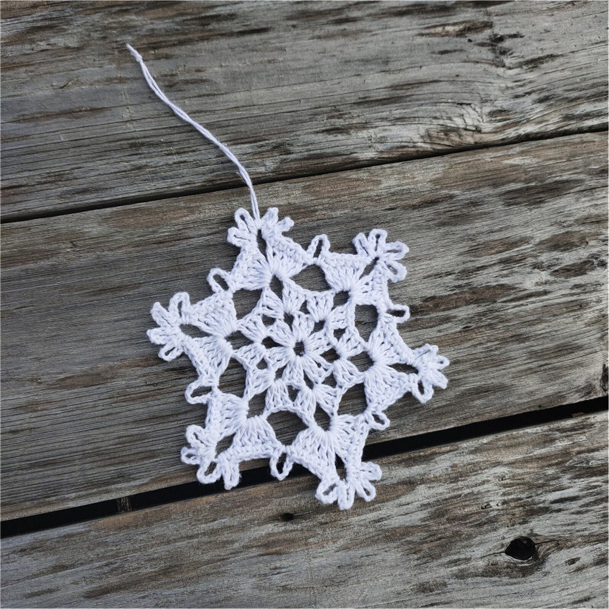 Handmade crochet Christmas tree baubles Christmas ornaments 1set