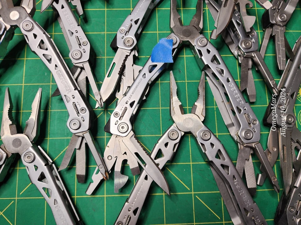 Multiherramienta Gerber Suspension NXT grado A una por pedido al azar Foto 4 de 4