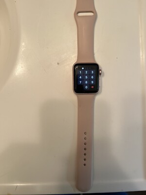 Apple Watch Series 2 38mm / 42mm Aluminum Case with Sport Band