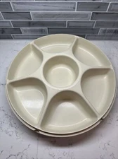 Tupperware Divided Serving Tray 1665-3 Almond With Lid 1666-3 No Dip Bowl 2 pcs