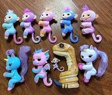 LOT OF 10 WOWWEE FINGERLINGS: 6 MONKEYS, 2 UNICORNS, RATTLESNAKE, DRAGON