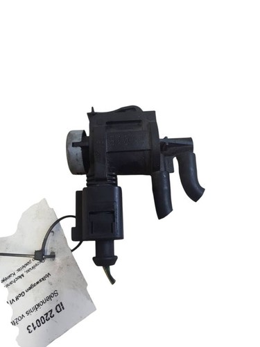 Volkswagen Golf VI 2011 Diesel 77kW Turbolader Druckwandler Magnetventil