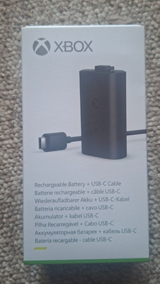 Offizielles Microsoft Xbox Play & Charge Kit für Xbox Series X S Controller USB-C