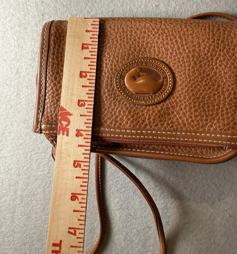 Dooney Bourke Crossbody Wallet Pebble Grain Collection Flap Closure Brown Vtg - Picture 13 of 13