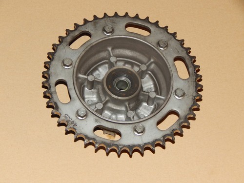 HYOSUNG GT 650 R COMET 2005 KETTENRADTRÄGER KETTENRADAUFNAHME CHAIN WHEEL MOUNT