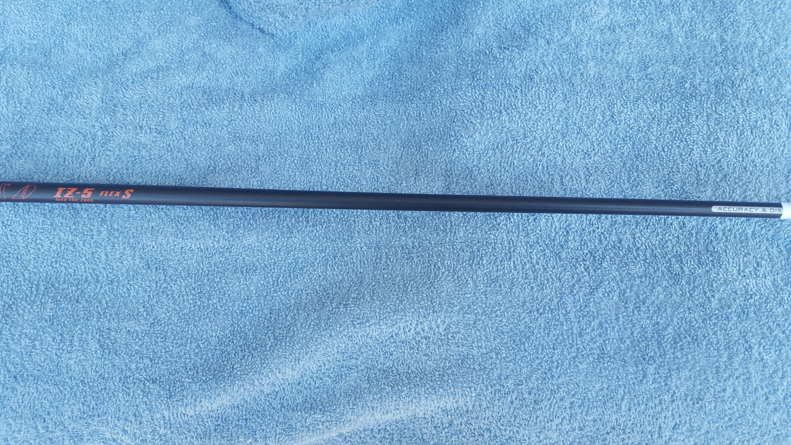 Callaway Graphite design Tour AD IZ5 stiff driver shaft FLO/true rh