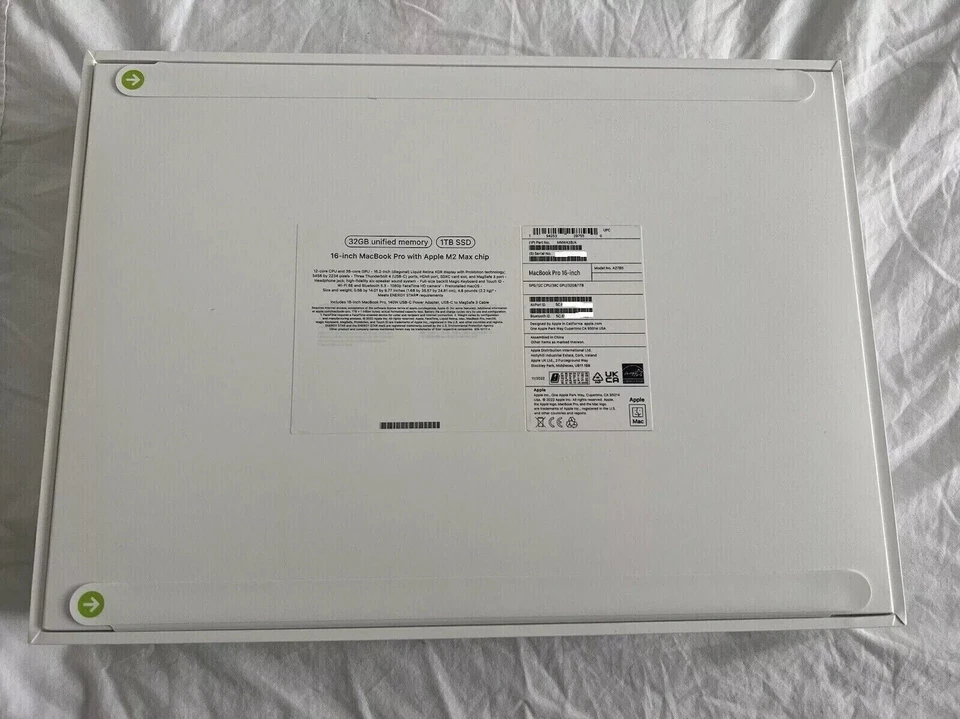 Apple MacBook Pro (MNWA3B/A) 16" M2 Max 32GB |1TB SSD|Sp Grey|Sealed|UK|New|2023 - Image 2 of 2