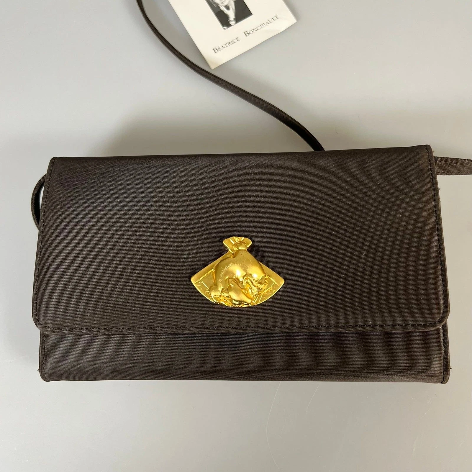 sac d'arrêt vintage accessoires Beatrice BONGIBAULT cross body marron portefeuille pochette M8.