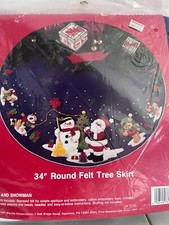 Bucilla Christmas Tree Skirt Kit NIP 34" Felt Appliqu  33193 Santa Snowman Uf