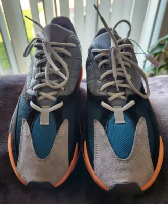 Yeezy Boost 700 - Wash Orange