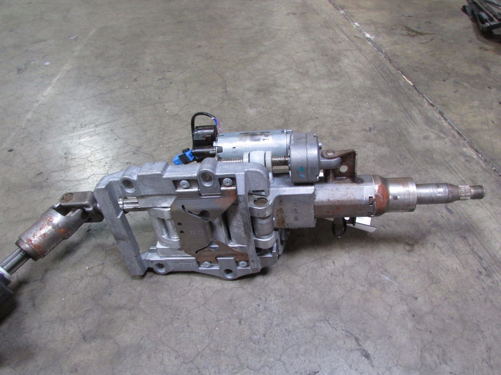 Maserati Granturismo, Steering Column, Used P/N 239259