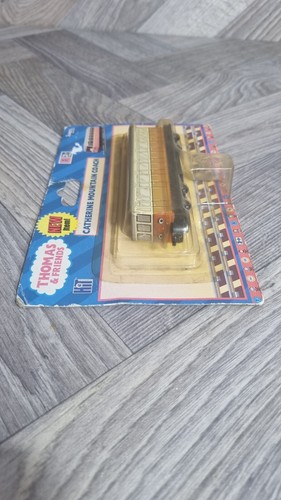 ERTL Thomas And Friends CATHERINE MOUNTAIN COACH 2003.. - Picture 3 of 5