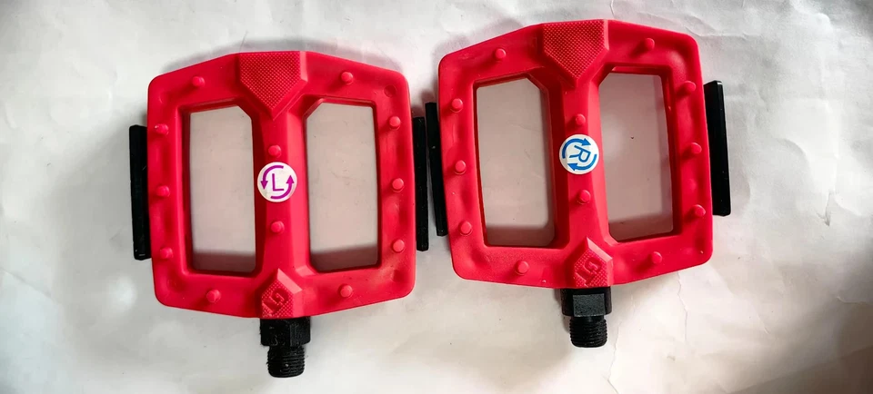 GT BMX Bicycle pedals 1pair - Image 3 of 3
