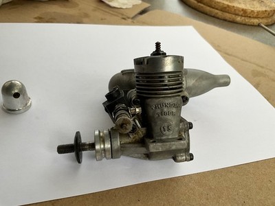 Thunder Tiger 15 mit 2,5 ccm Motor Verbrenner Graupner OS MAX