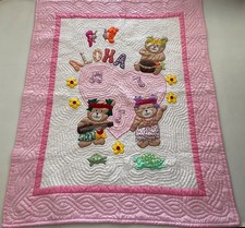 Hawaiian quilt baby blanket wall hanging pink