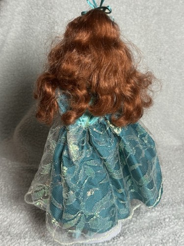 Poupée Barbie EMERALD ELEGANCE 1994 édition spéciale 12323 - Photo 5/6