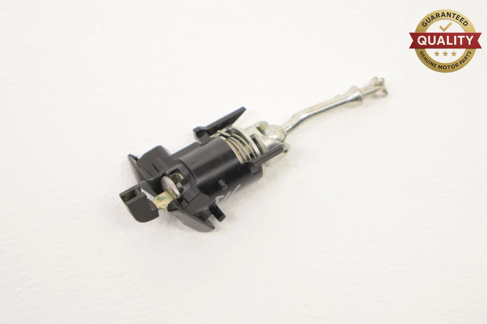 2015 - 2019 LEXUS RC350 FRONT LEFT DRIVER SIDE DOOR LOCK KEY OEM - Image 2 of 4