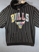 Chicago Bulls Shirt Mens XL Black NBA Basketball Short Sleeve Hoodie Pinstripe