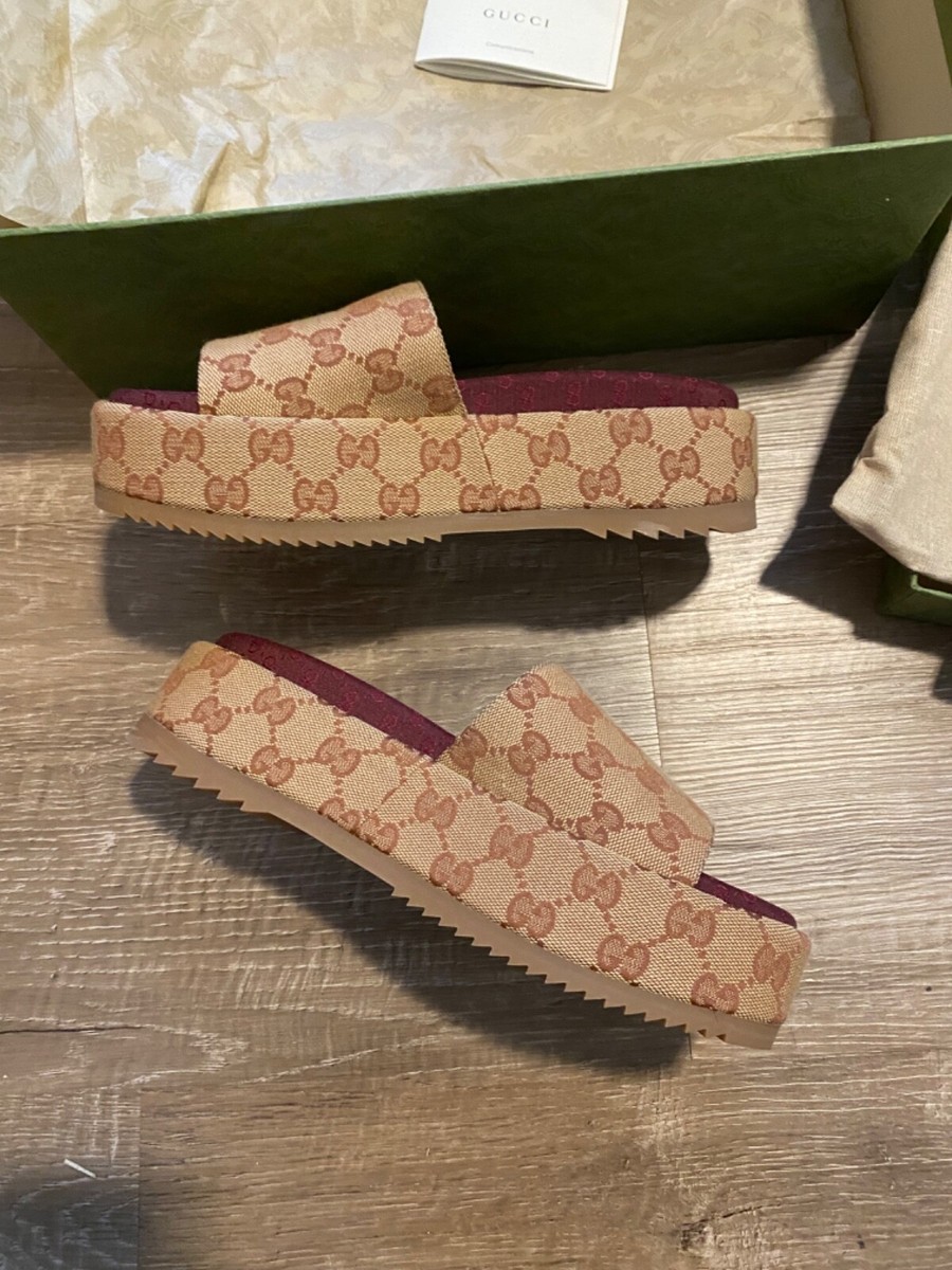 VIP SALE!!Gucciグッチ♪ANGELINA Authentic GUCCI Women's Angelina GG Monogram Platform Slide