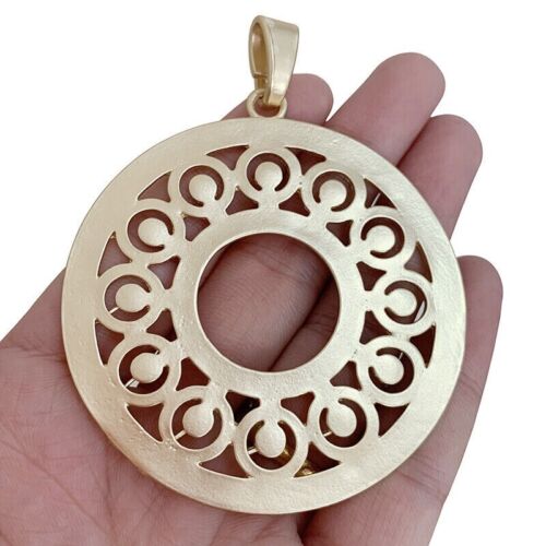 2 Matte Gold Large Open Hollow Round Circle Charms Pendants for Necklace Making - Afbeelding 1 van 2