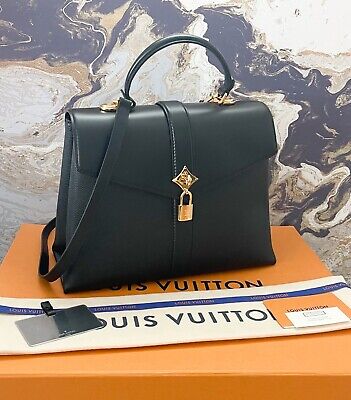 LOUIS VUITTON Grained Smooth Calfskin Rose Des Vents PM Black