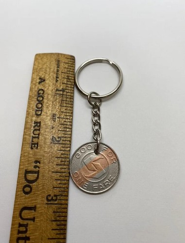 SEPTA Transit Token Keychain Southeastern Pennsylvania Transportation Authority - Picture 3 of 3