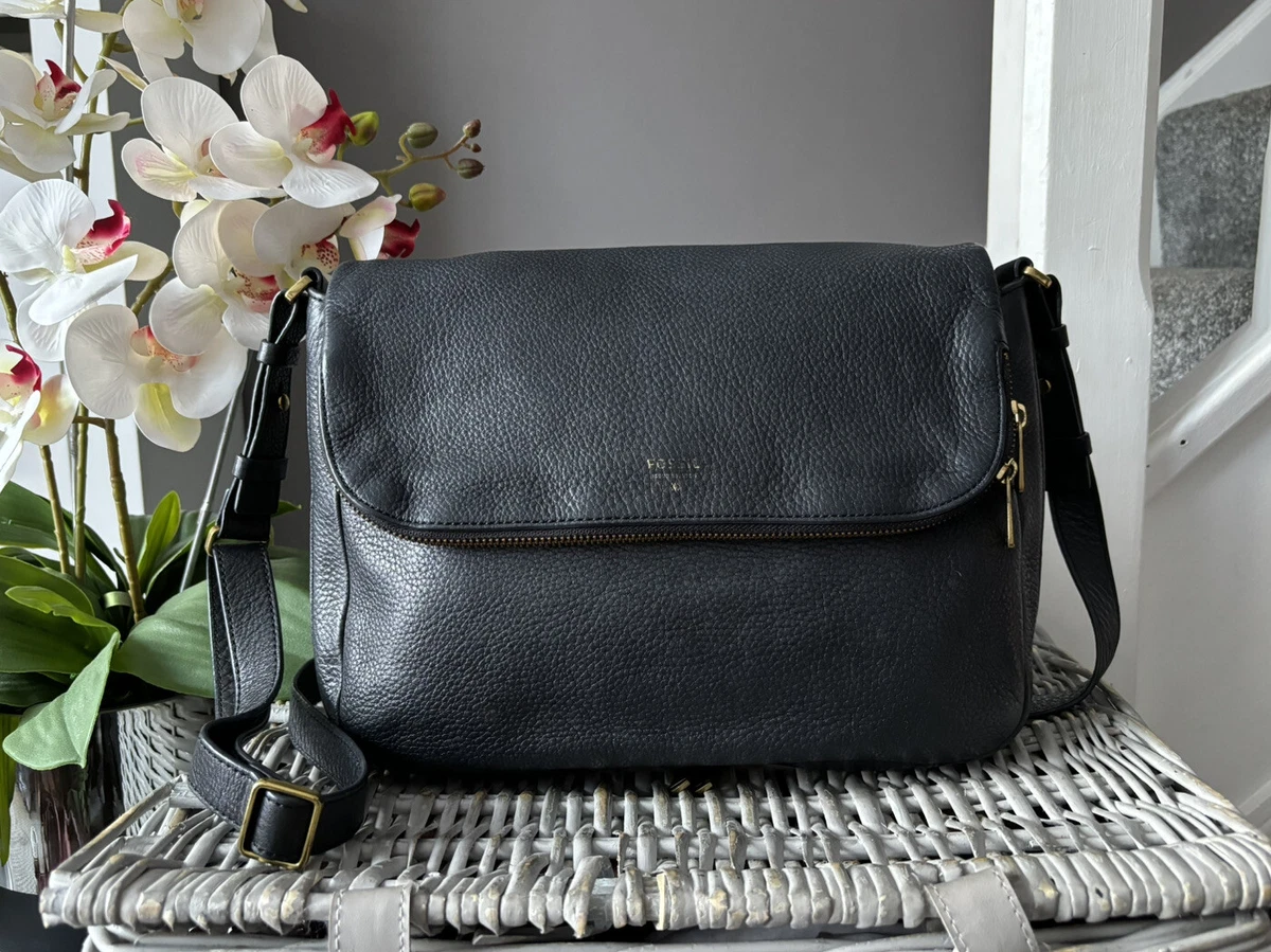 Sling bag fossil discount