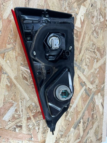 STOP FANALE FANALINO POSTERIORE PORTELLONE INT SX NISSAN QASHQUAI 2016 ROTTO - Imagen 5 de 8