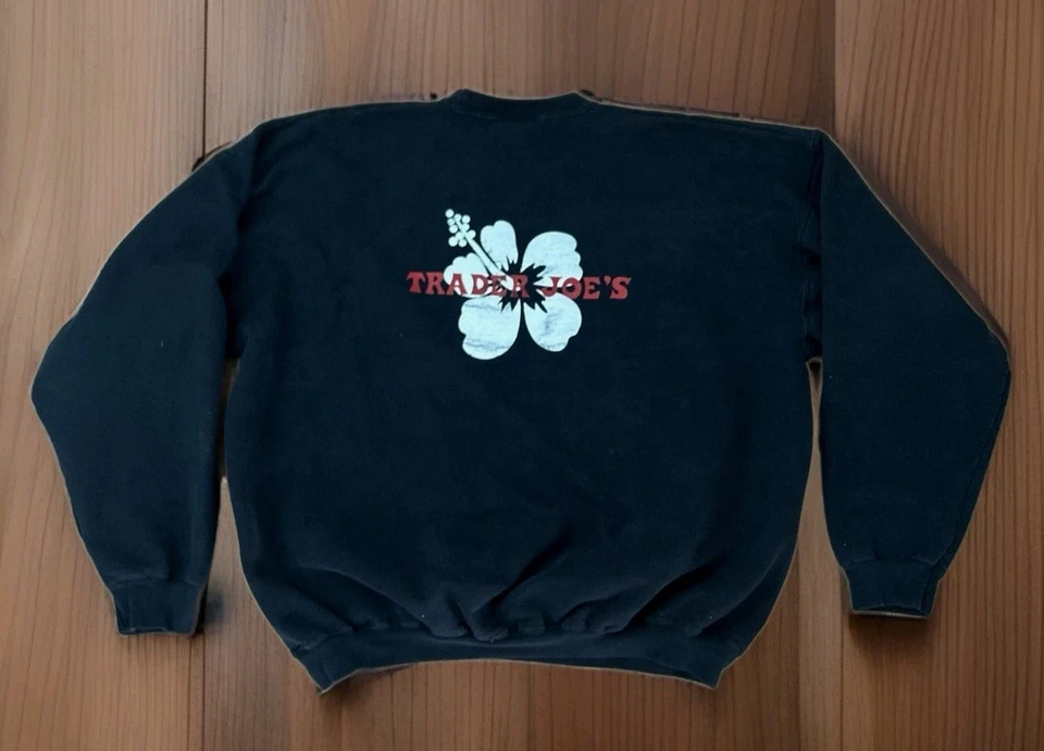 Vintage Trader Joes Crewneck Sweatshirt Hibiscus Flower Employee Crew Fits XL - Image 3 of 4