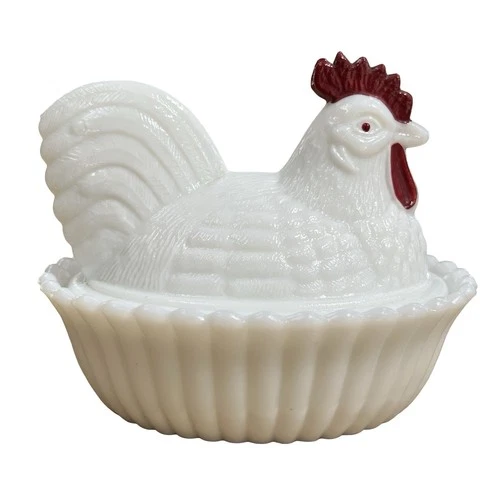 VTG 1950s Westmoreland White Milk Glass Hen on Nest Covered Dish Split Tail