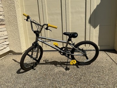 20  Mongoose Index 1.0 BMX Freestyle With Pegs, New
