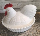 Vintage Westmoreland Milk Glass Hen on Nest Covered Dish 5.5 Split Tail READ