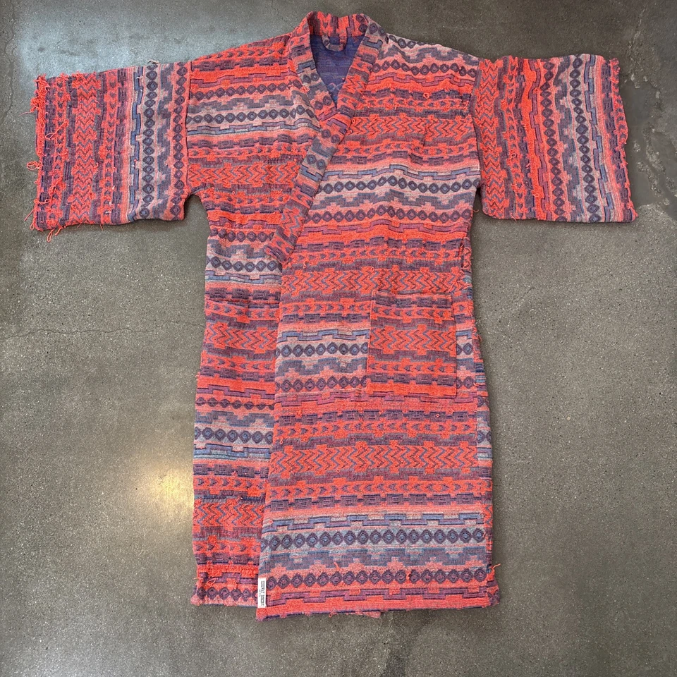 Bata de felpa Highway Robery neón burdeos talla única (angustiada) de colección Foto 2 de 4