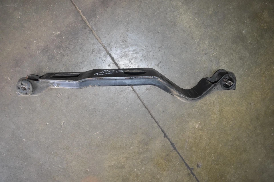 1987 1993 Ford Mustang I4 Automatic Transmission Mount Bracket Cross Member - Image 2 of 4