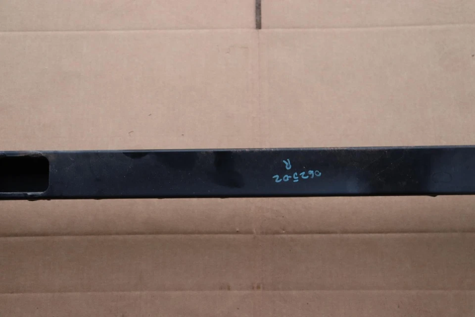 Barra de refuerzo para parachoques trasero Dodge Ram Promaster 1500 2500 2014-2024 OEM Foto 4 de 4