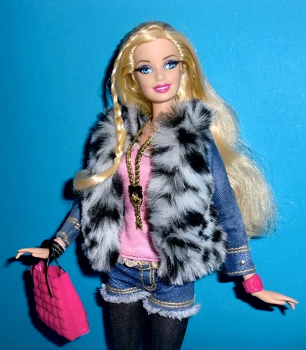 %***Barbie"Life in the Dreamhouse*Wimpern*100 Posen Gelenk-Körper***%