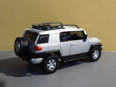 2007-2014 TOYOTA FJ CRUISER 4X4 SPORT UTILITY 1/64 SCALE DIECAST