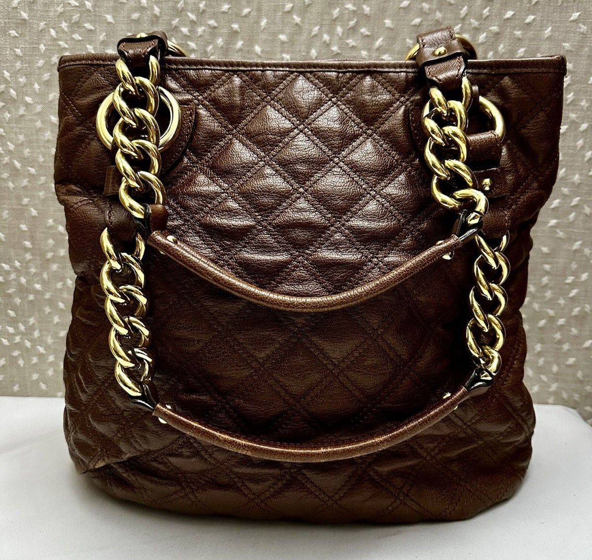 MARC JACOBS QUILTED BROWN LEATHER DOUBLE ZIPPER CHAIN STRAP