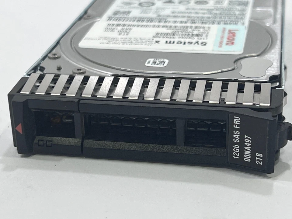 00NA497 - Lenovo 2TB SAS 7.2K 12GB/s 2.5" Nearline Hot Plug Hard Drive 00NA496 - Image 4 of 4