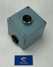 Telemecanique Enclosure w/ BLACK Siemens 3SB3400-0A Push Button Contact Block