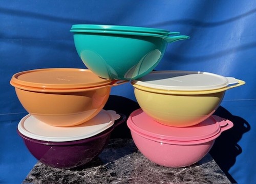 Tupperware Thatsa Bowl Jr 12 Cup with Lid Mixing Serving Container - 第 1/14 張圖片