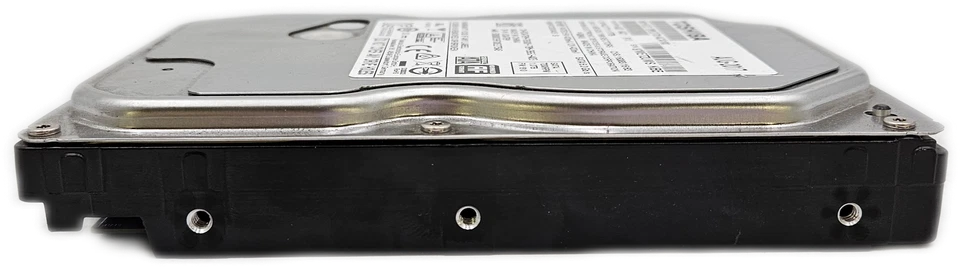 Toshiba DT01ACA100 1TB 3.5" SATA III HDD - Image 3 of 4