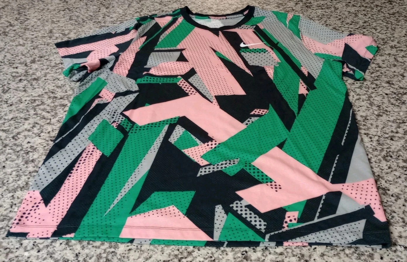 Nike Dri-Fit Men’s 2XL Multicolor Geometric Jacquard Tennis Run Tee Shirt DM6253