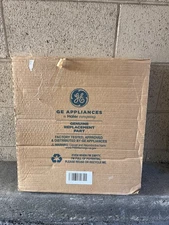 WB30T10136 Range Radiant Surface Element, 8-in Genuine GE part NIB