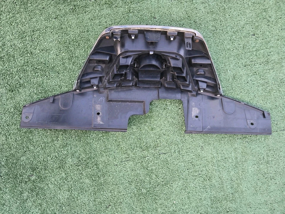 Nissan Juke 2015 2016 2017 radiador superior parrilla emblema insignia logotipo 15-17 Foto 3 de 4