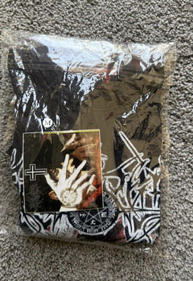 Hellsing long sleeve tee. m