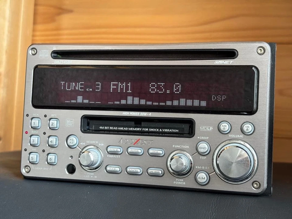 Unidad central de CD/MD de audio para automóvil Clarion DMZ545BK ADDZEST 2 DIN MAX.50W x4 canales negra Foto 4 de 4