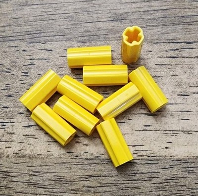 LEGO Yellow Technic, Axle Connector 2L (X Hole + Orientation) QTY 10. Part 6538c