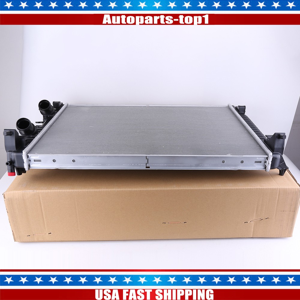 FOR Maserati Ghibli Levante Quattroporte Water Radiator 2014-2020 670109996